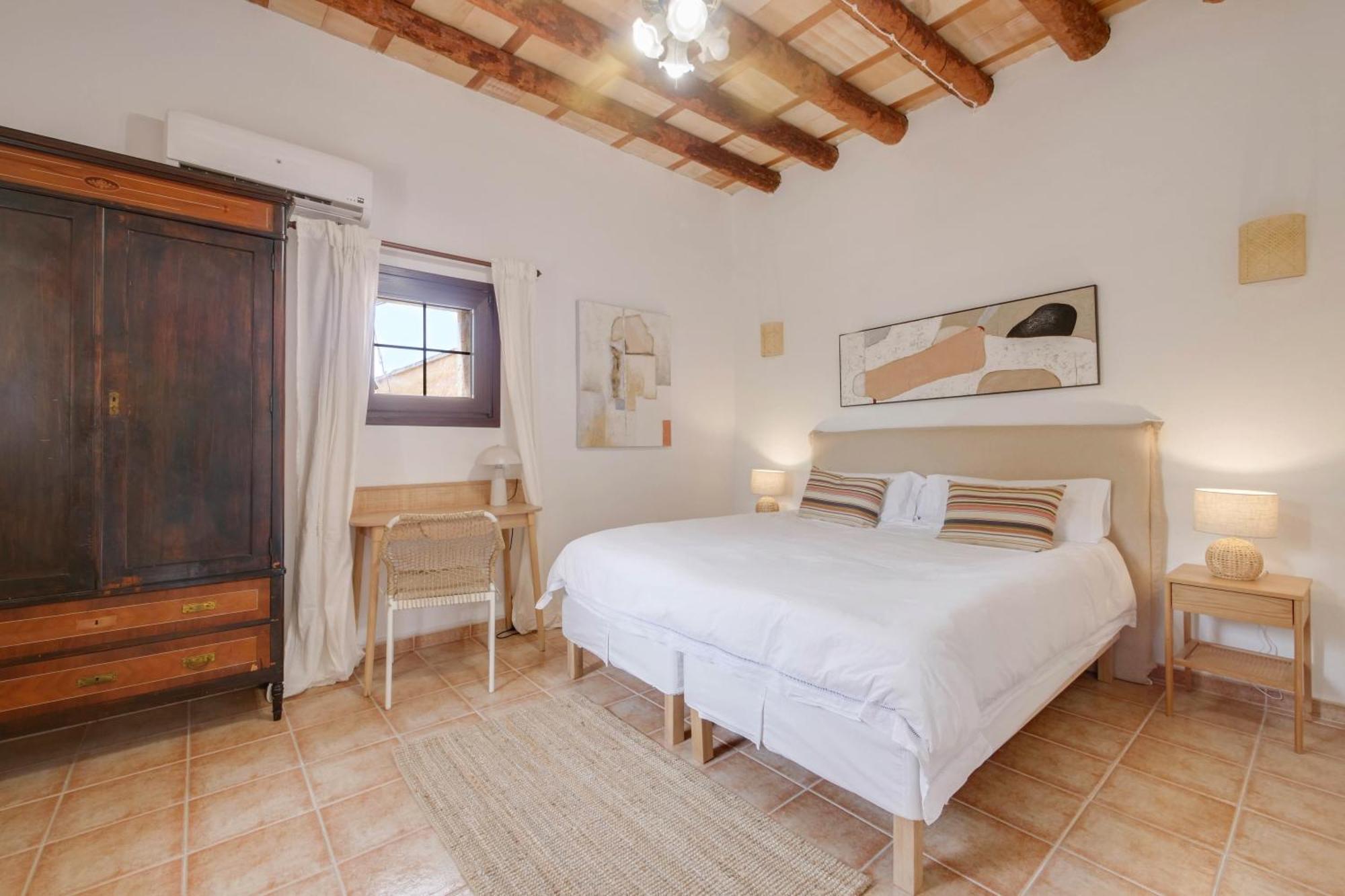 Bodasuite Mit Xxl Pool Und Grosser Privatterrasse