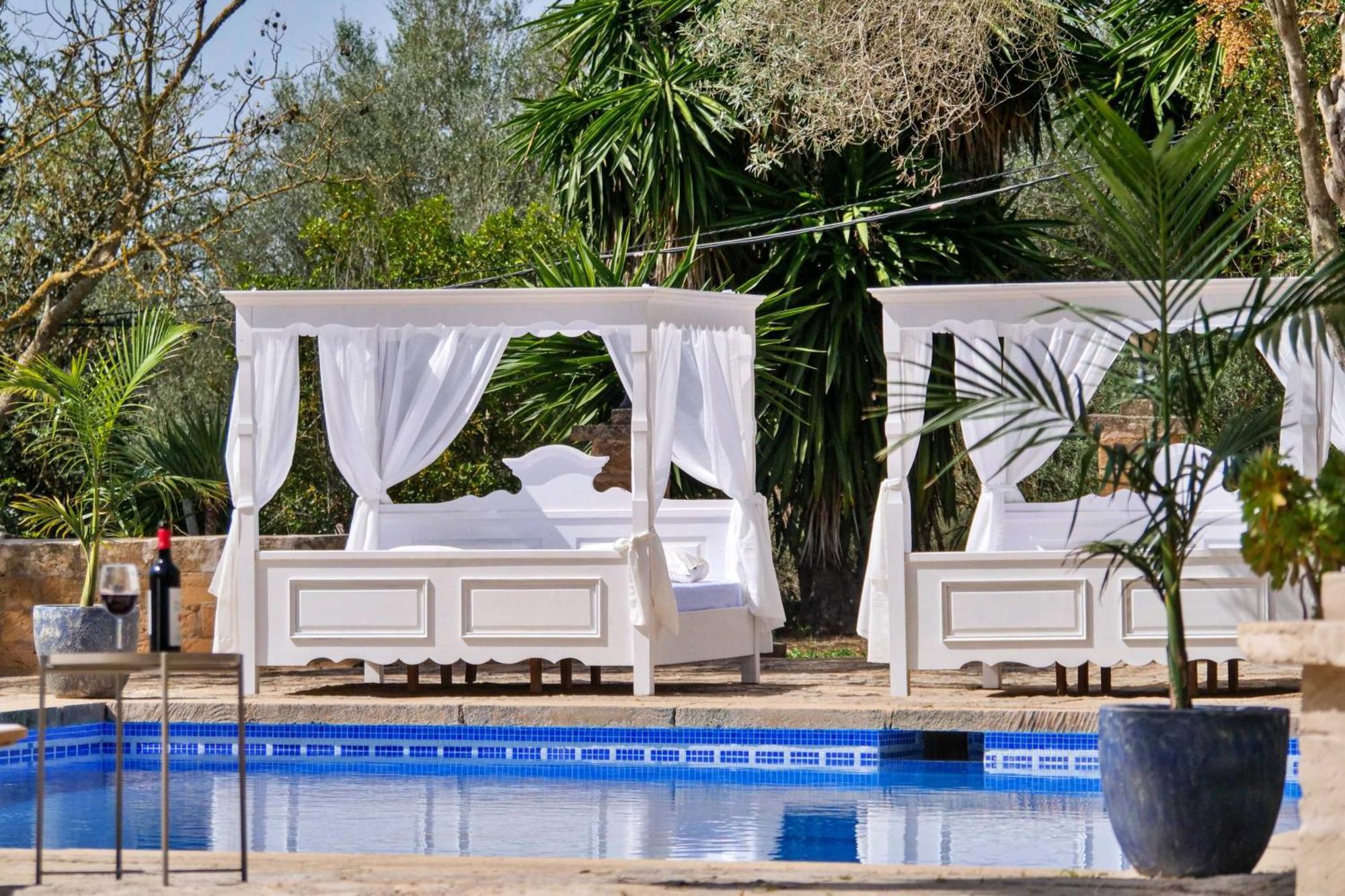 Bodasuite Mit Xxl Pool Und Grosser Privatterrasse